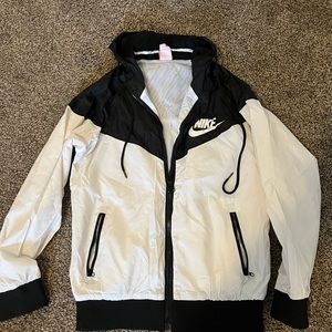 Nike windbreaker